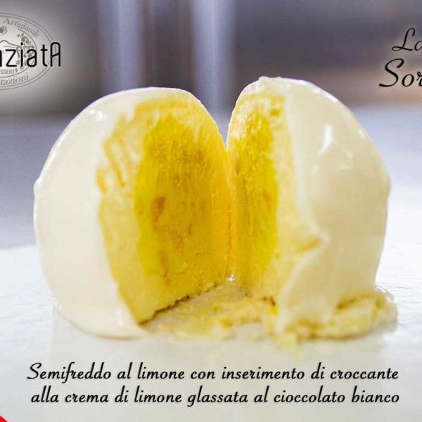 Semifreddo al limone con croccante alla crema di limone