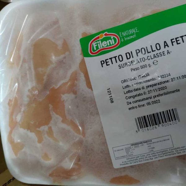 Petto di pollo italiano allevato senza l’uso di antibiotici.