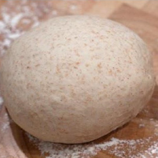 Impasto surgelato per pizza al farro integrale con pasta madre.